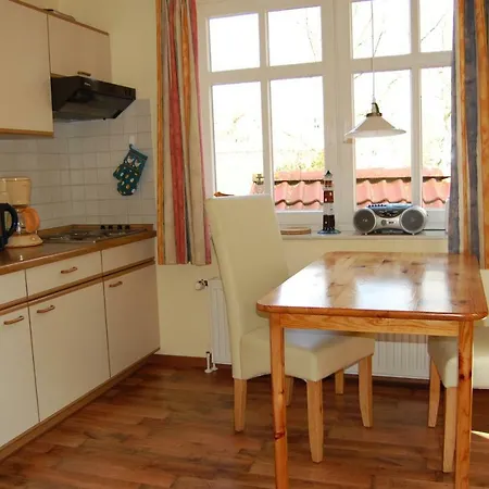 Moewenhaus *